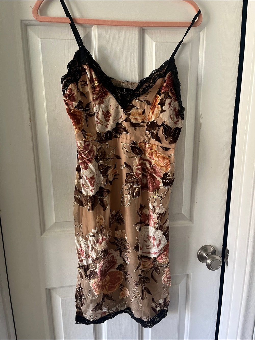 Lulu's Floral Lace-Trim Slip Dress in Beige and Black